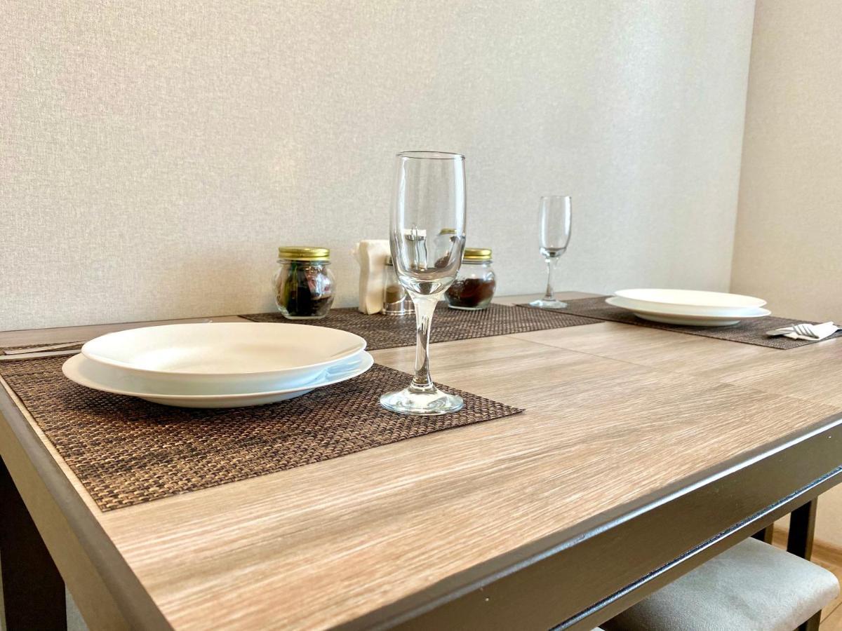 Apartpoltava Стильні 2-Кімн Апартаменти Біля Пд "Листопад" Закрита Парковка, Чек Прро Exterior foto